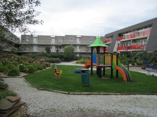 Spielplatz für die Kleinkinder im Innergarten